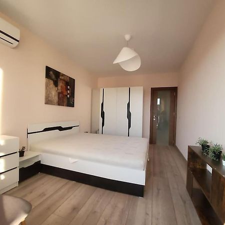 Stylish Apartment Near City Center Płowdiw Zewnętrze zdjęcie