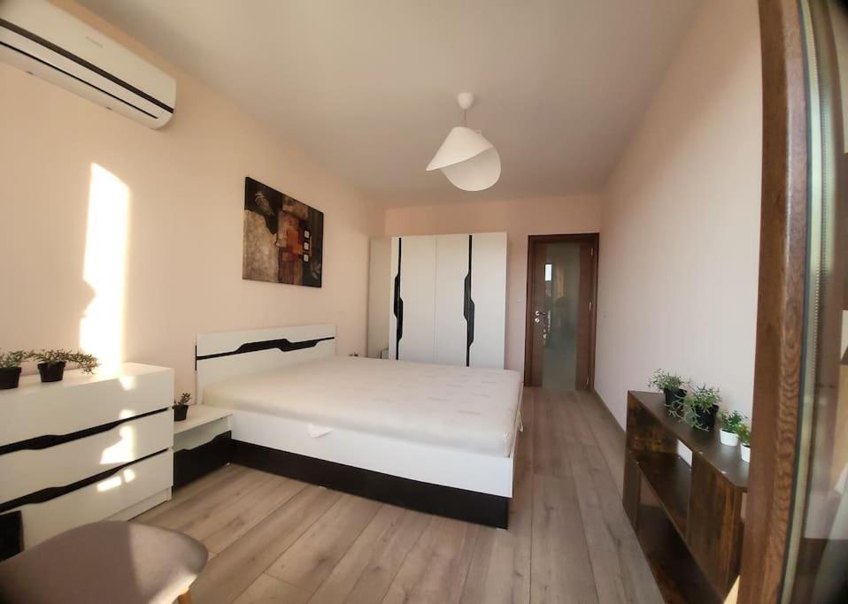 Stylish Apartment Near City Center Płowdiw Zewnętrze zdjęcie